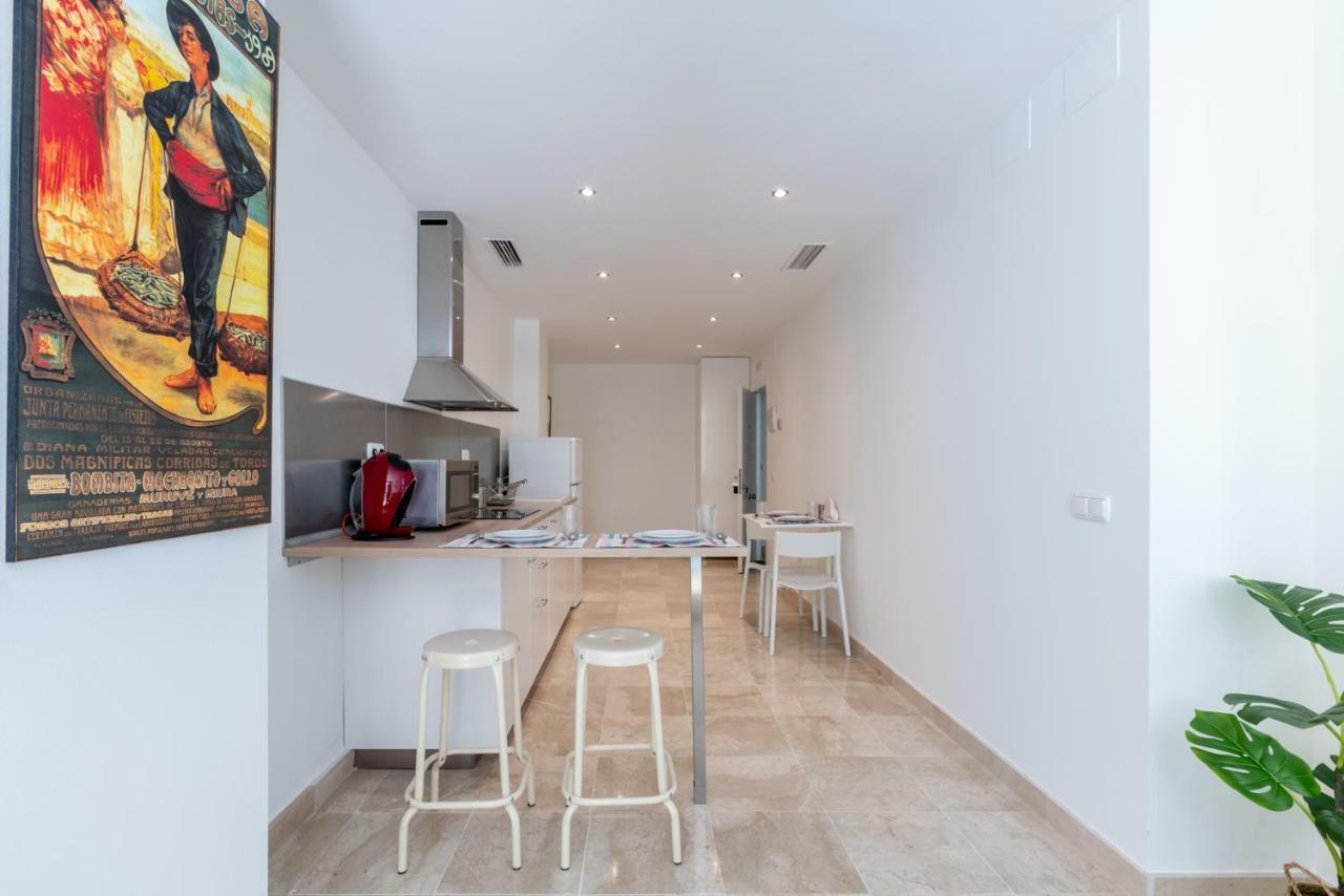 Apartamentos Miraflores مالقة المظهر الخارجي الصورة