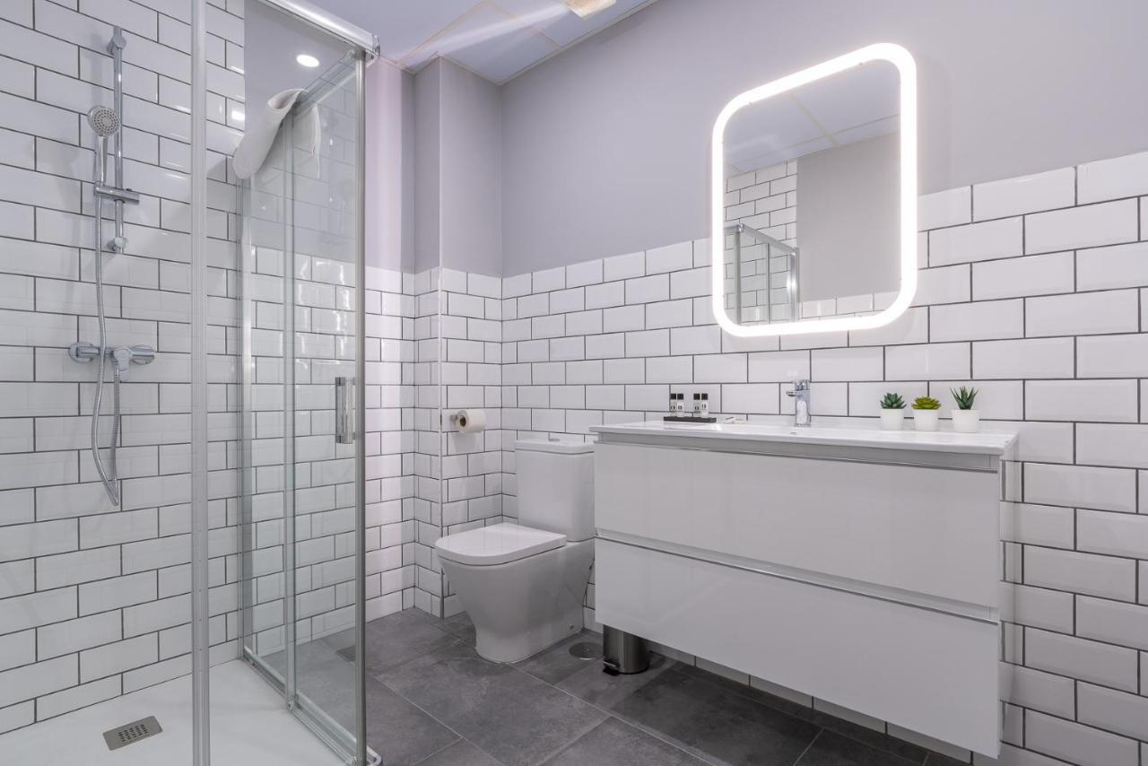 Apartamentos Miraflores مالقة المظهر الخارجي الصورة